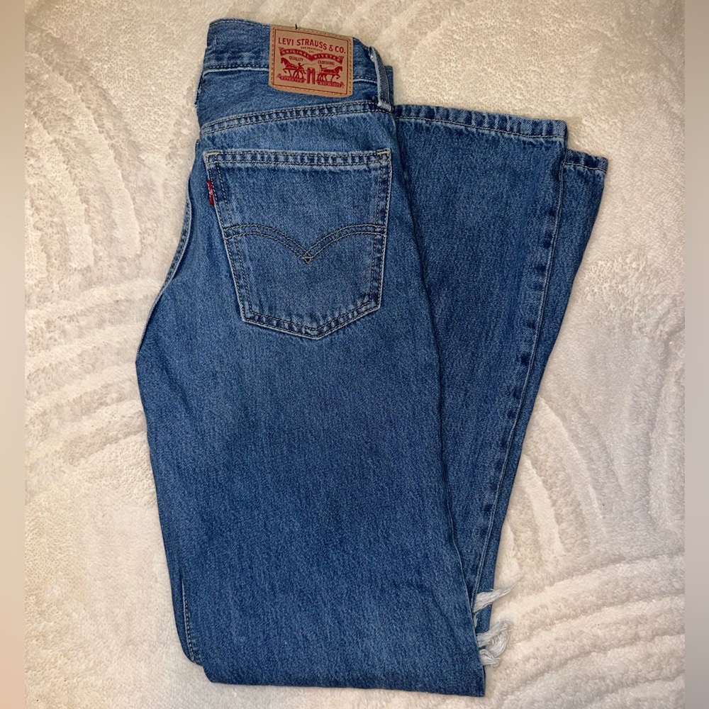 Levi jeans